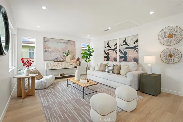 $1,550,000 | 5308 South Victoria Avenue, Los Angeles, CA 90043