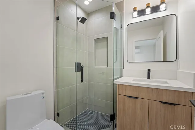 $1,550,000 | 5308 South Victoria Avenue, Los Angeles, CA 90043