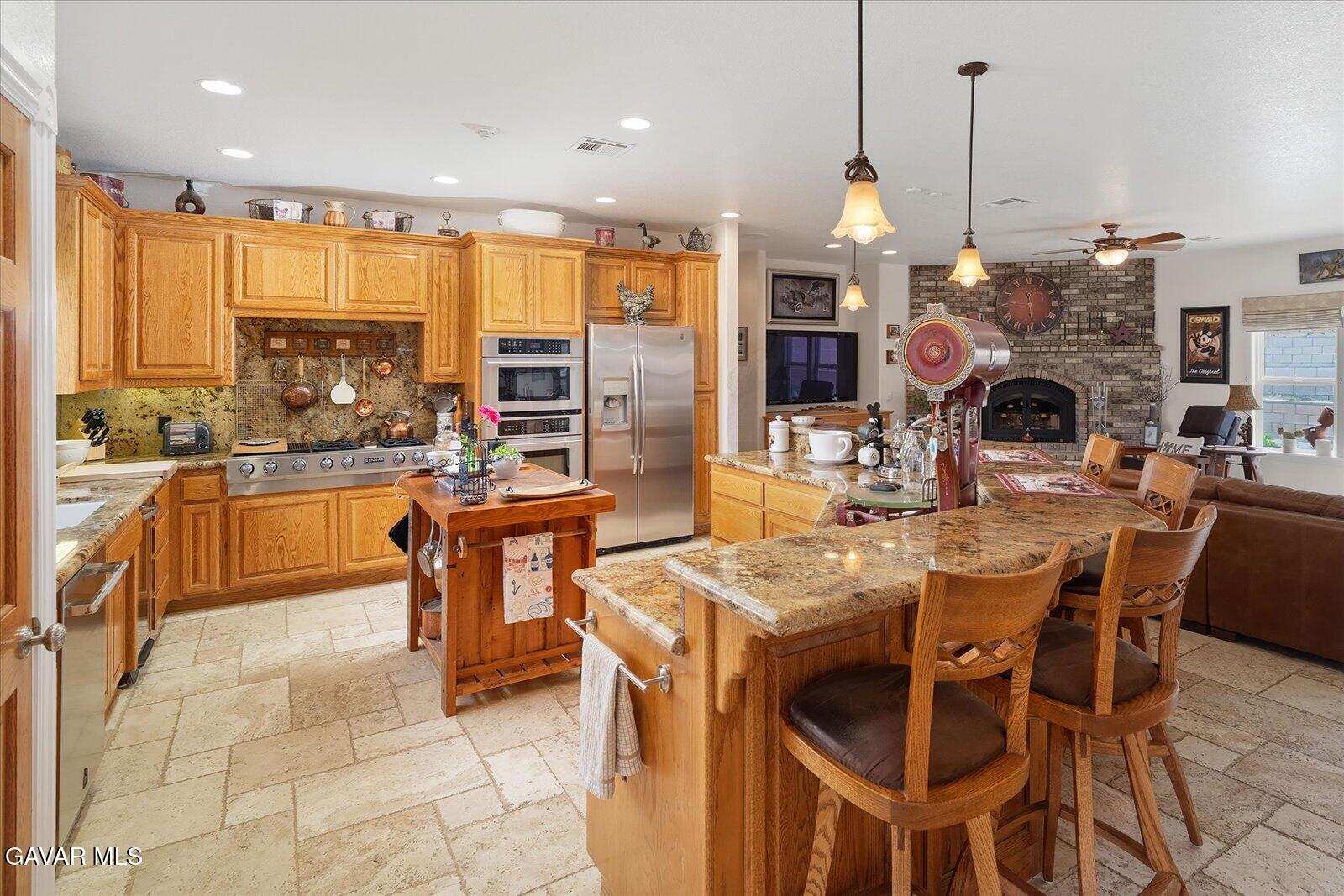 9115 Elizabeth Lake Road Leona Valley, CA 93551 - Photo 8 of 49 15-Kitchen