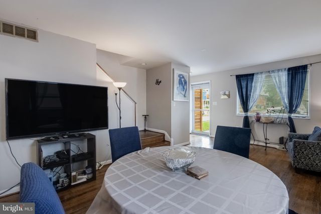 $470,000 | 3928 Vermont Avenue, Alexandria, VA 22304