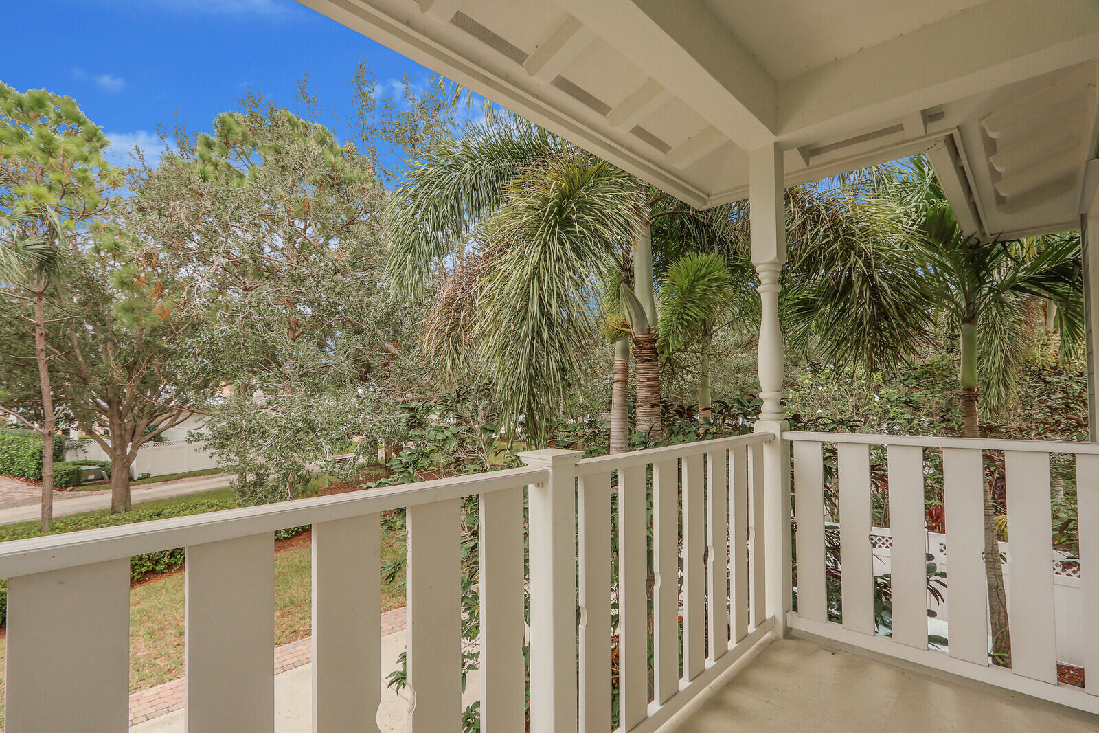 101 St Pierre Way Jupiter, FL 33458 - Photo 45 of 57 a view of a wooden fence
