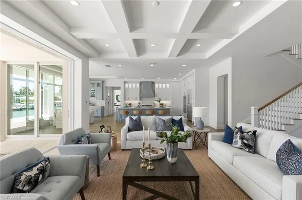 $5,750,000 | 700 Partridge Court, Marco Island, FL 34145