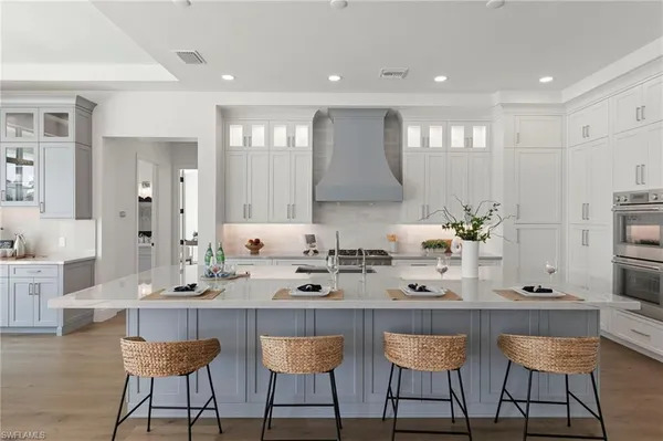$5,750,000 | 700 Partridge Court, Marco Island, FL 34145