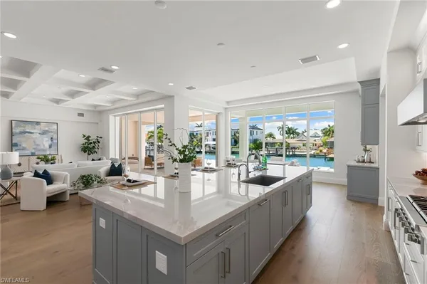 $5,750,000 | 700 Partridge Court, Marco Island, FL 34145