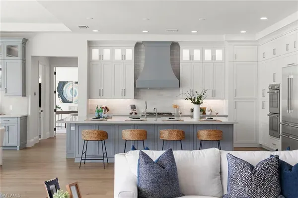 $5,750,000 | 700 Partridge Court, Marco Island, FL 34145
