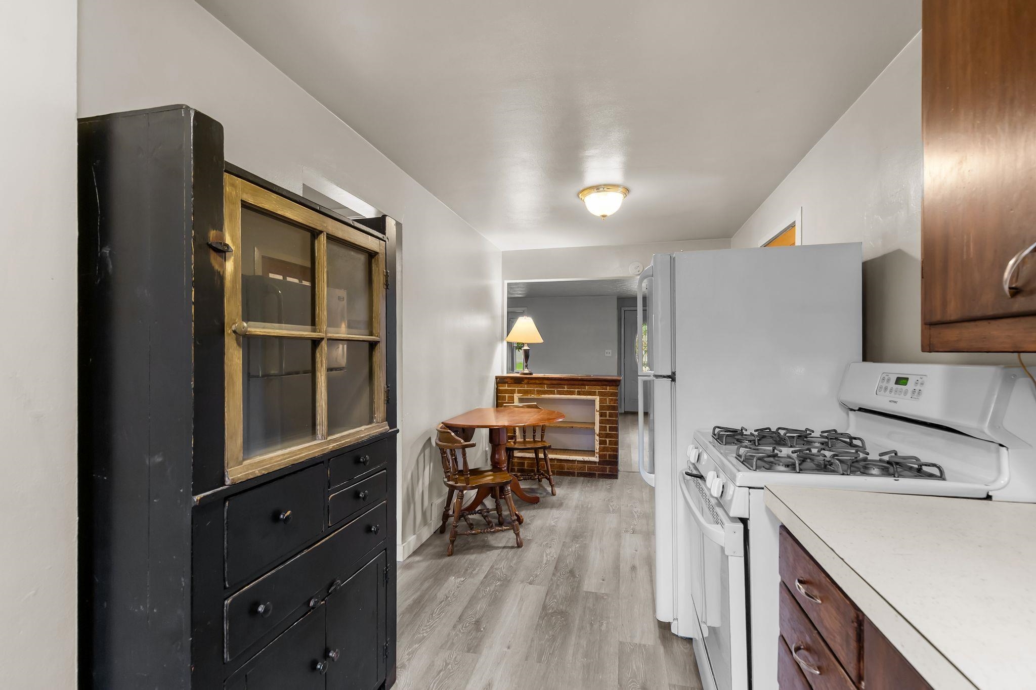1711 North Meade Street Appleton, WI 54911 - Photo 8 of 24