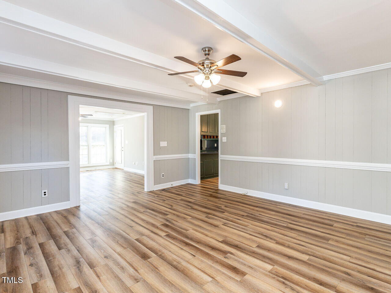 3009 East Garner Road Raleigh, NC 27610 - Photo 14 of 65 015-1280x960-family-room