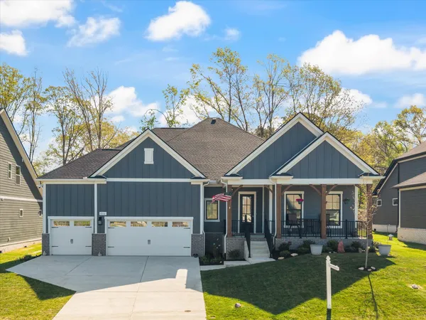 $779,999 | 7231 Richvale Drive, Fairview, TN 37062