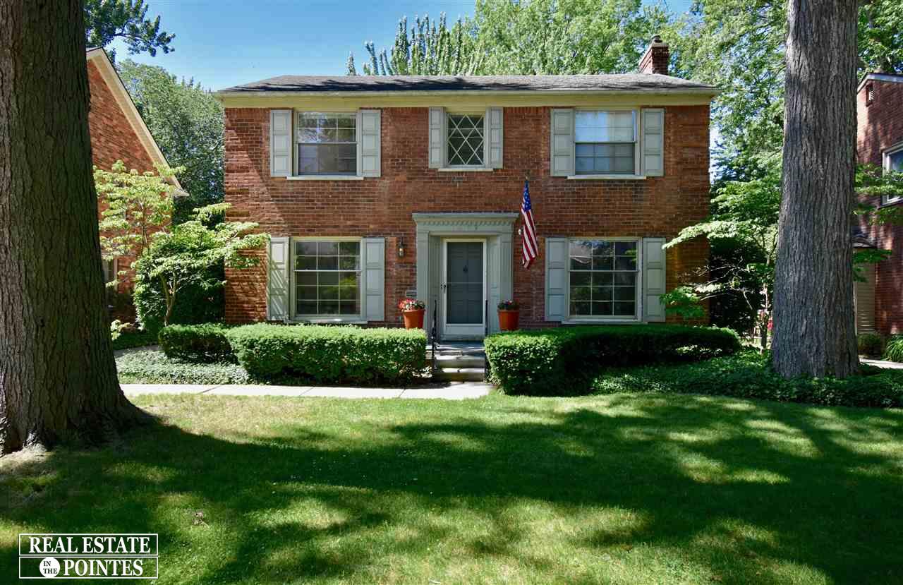 1699 Severn Road Grosse Pointe Woods, MI 48236 - Photo 2 of 28