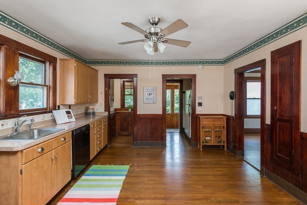 77 Newland Road Arlington, MA 02474 - Photo 17 of 32 Gallery Image 17