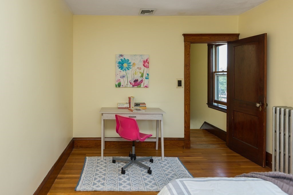 77 Newland Road Arlington, MA 02474 - Photo 28 of 32 Gallery Image 28