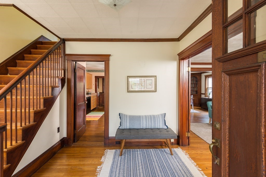 77 Newland Road Arlington, MA 02474 - Photo 3 of 32 Gallery Image 3
