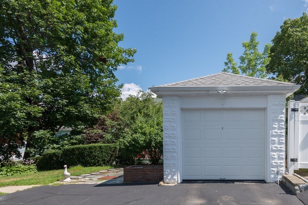 77 Newland Road Arlington, MA 02474 - Photo 32 of 32 Gallery Image 32