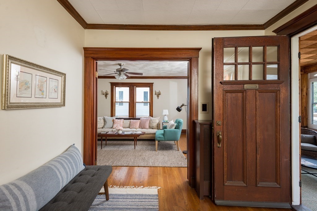77 Newland Road Arlington, MA 02474 - Photo 4 of 32 Gallery Image 4