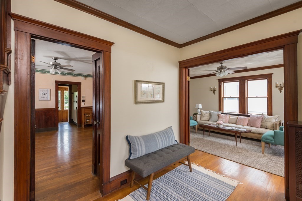 77 Newland Road Arlington, MA 02474 - Photo 5 of 32 Gallery Image 5