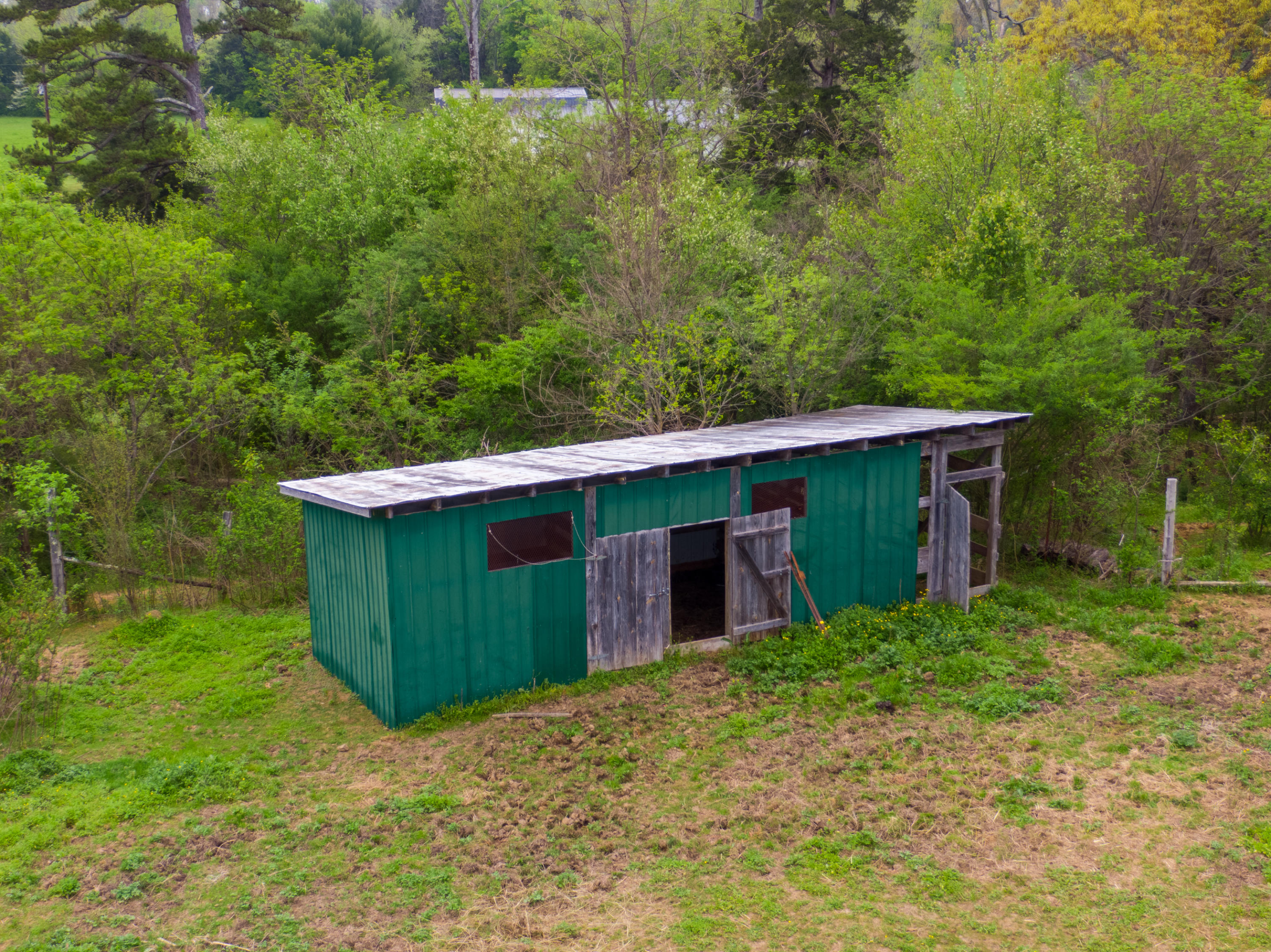 155 Campground Road Madisonville, TN 37354 - Photo 12 of 18 barn 2