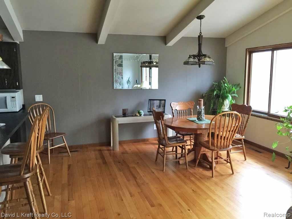 4416 Sand Road Caseville, MI 48725 - Photo 5 of 16 4416SandDining.jpg