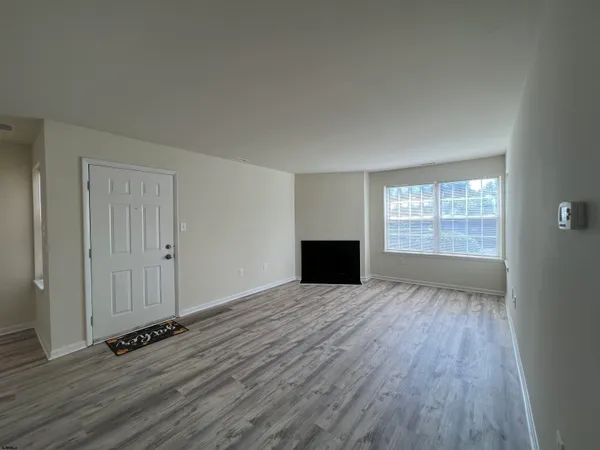 $1,550 | 30 Meadow Ridge Road, Unit 30, Galloway Township, NJ 08205