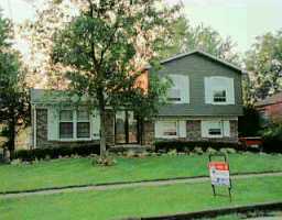 3717 Longview Road Jeffersontown, KY 40299 - Photo 1 of 1 Primary Photo