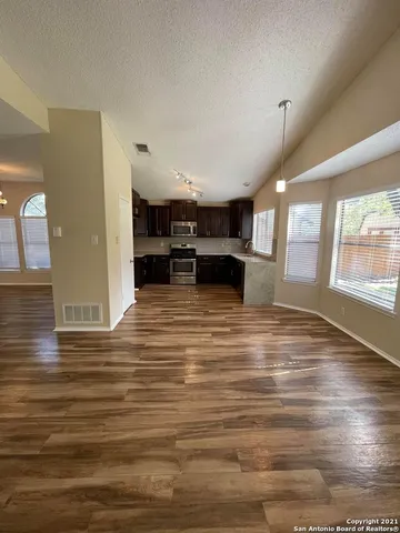 $2,200 | 13923 Cedar Canyon, San Antonio, TX 78231