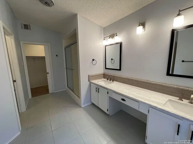 $2,200 | 13923 Cedar Canyon, San Antonio, TX 78231