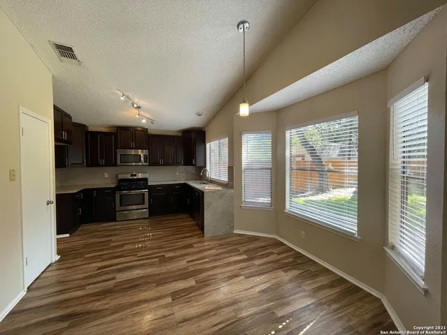 $2,200 | 13923 Cedar Canyon, San Antonio, TX 78231