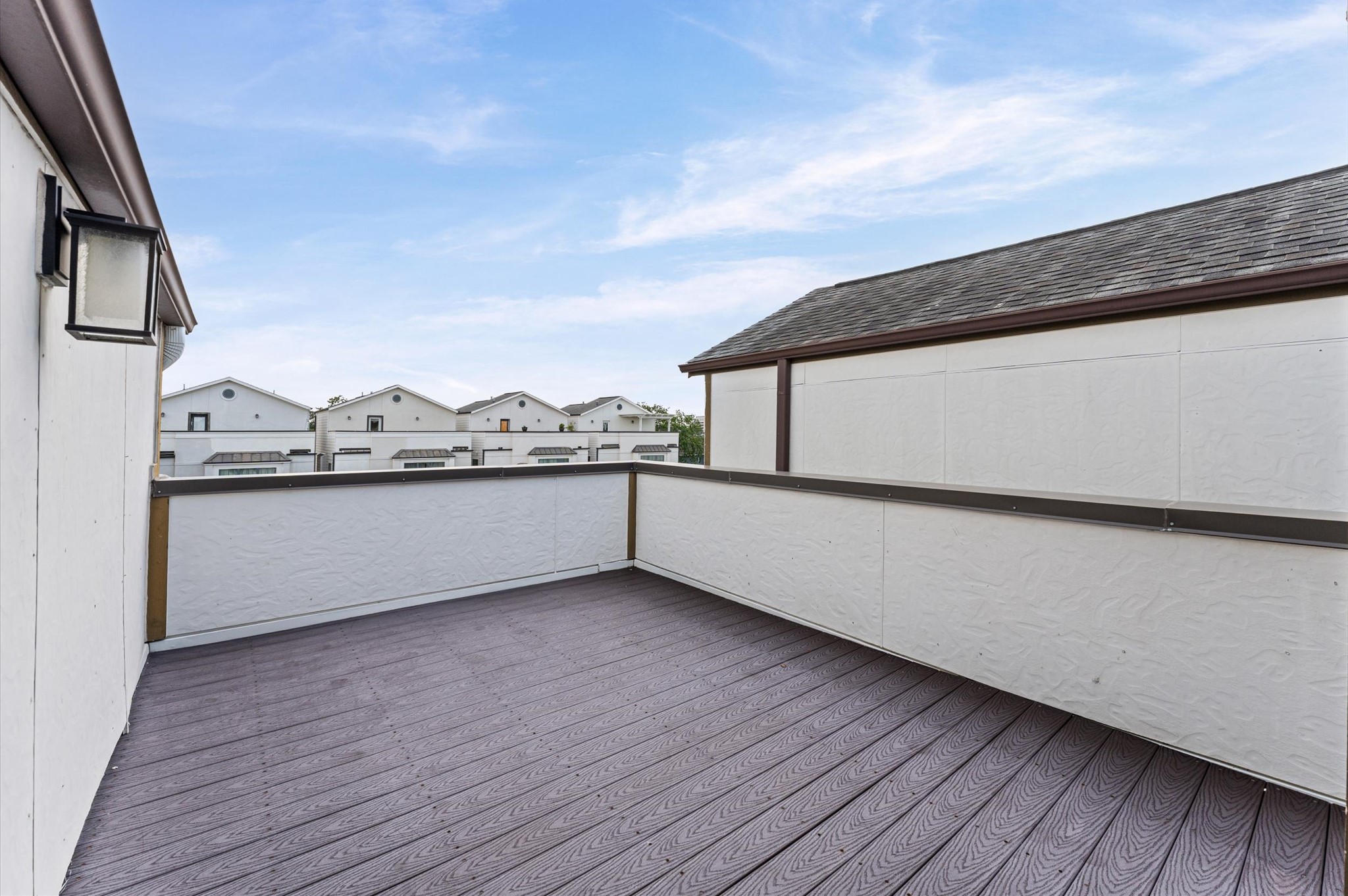 910 West 18th Street, Unit B Houston, TX 77008 - Photo 22 of 28 4th floor patio