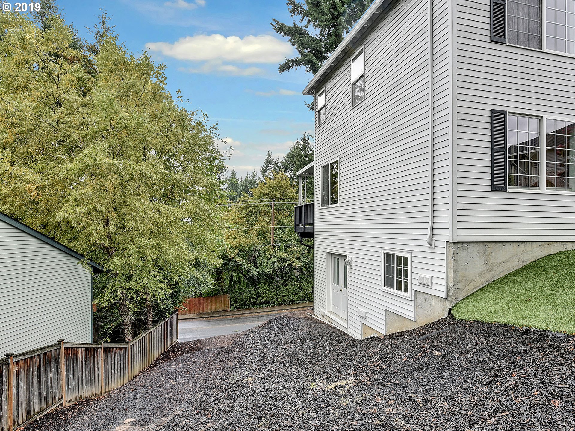 18278 Southwest Fallatin Loop Beaverton, OR 97007 - Photo 28 of 32
