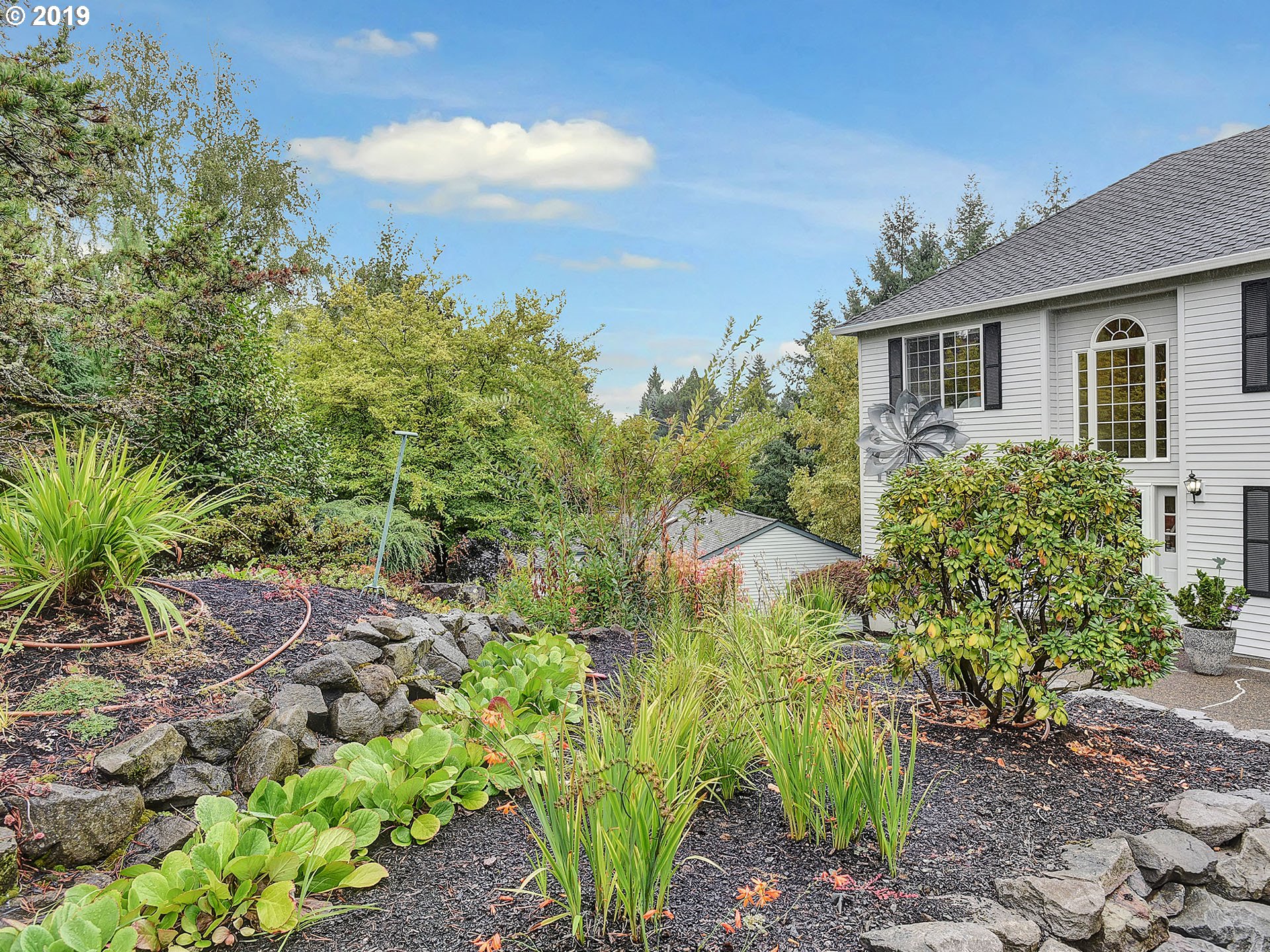 18278 Southwest Fallatin Loop Beaverton, OR 97007 - Photo 3 of 32
