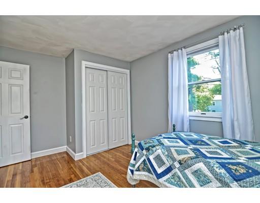 4 Spring Valley Road Medfield, MA 02052 - Photo 18 of 34