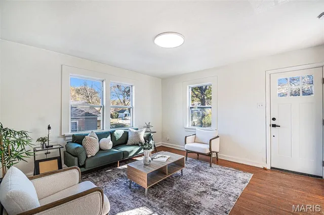 $99,900 | 24 Lamar Drive, St. Louis, MO 63136