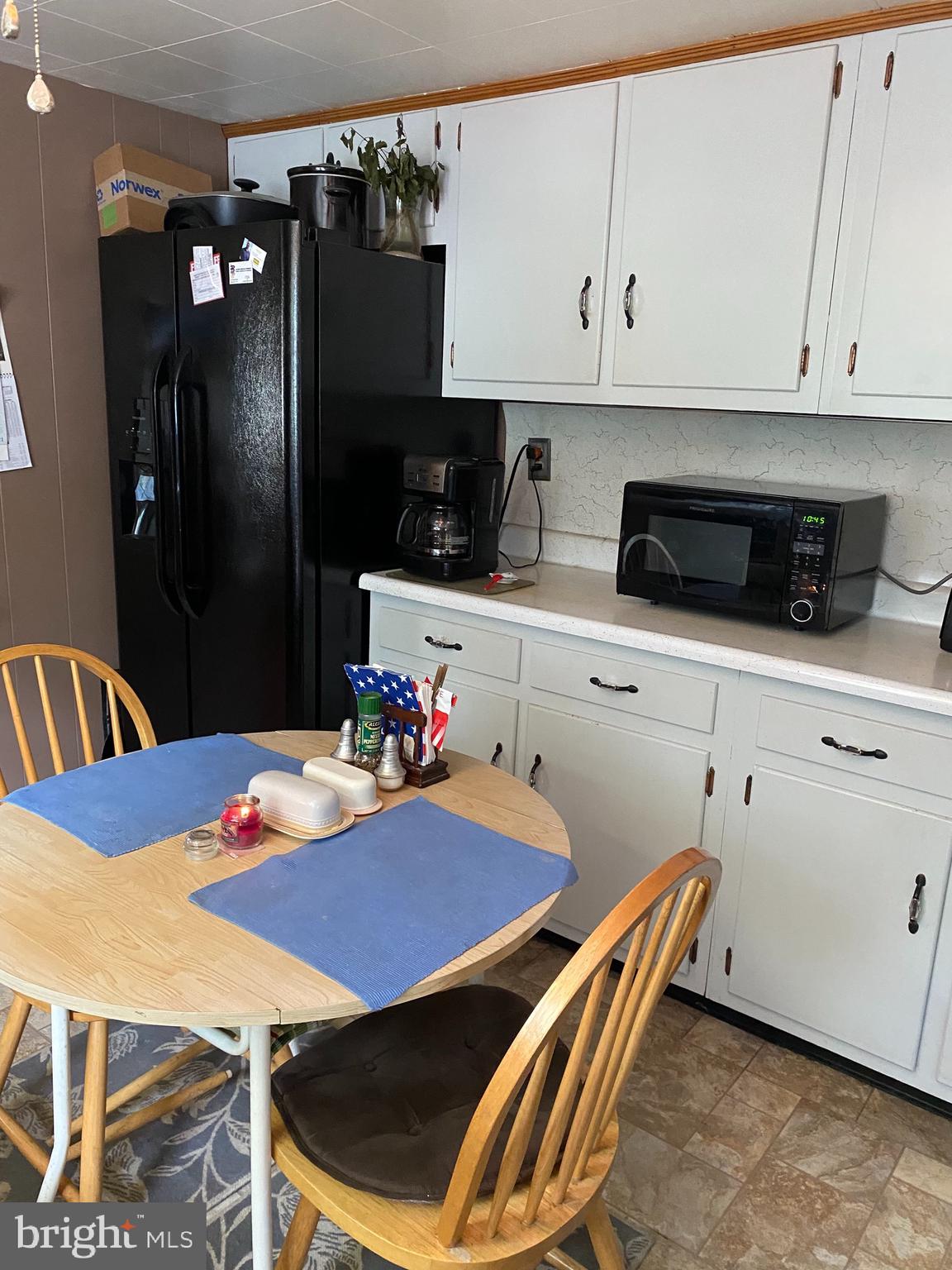 1602 South Forge Road Palmyra, PA 17078 - Photo 17 of 35 Country kitchen