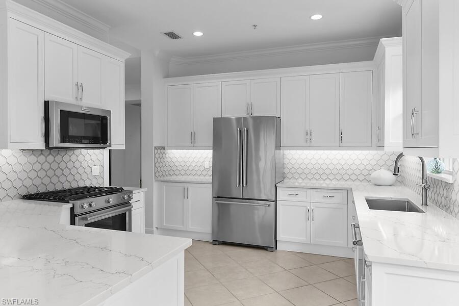 9292 Belle Court, Unit 101 Naples, FL 34114 - Photo 22 of 43