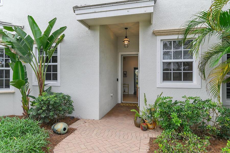 9292 Belle Court, Unit 101 Naples, FL 34114 - Photo 4 of 43