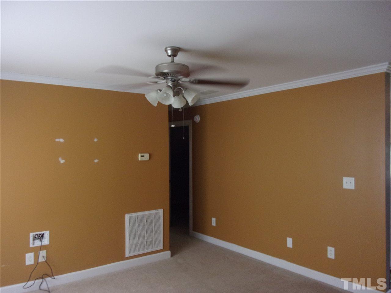 8740 Shaw Road Kenly, NC 27542 - Photo 5 of 23