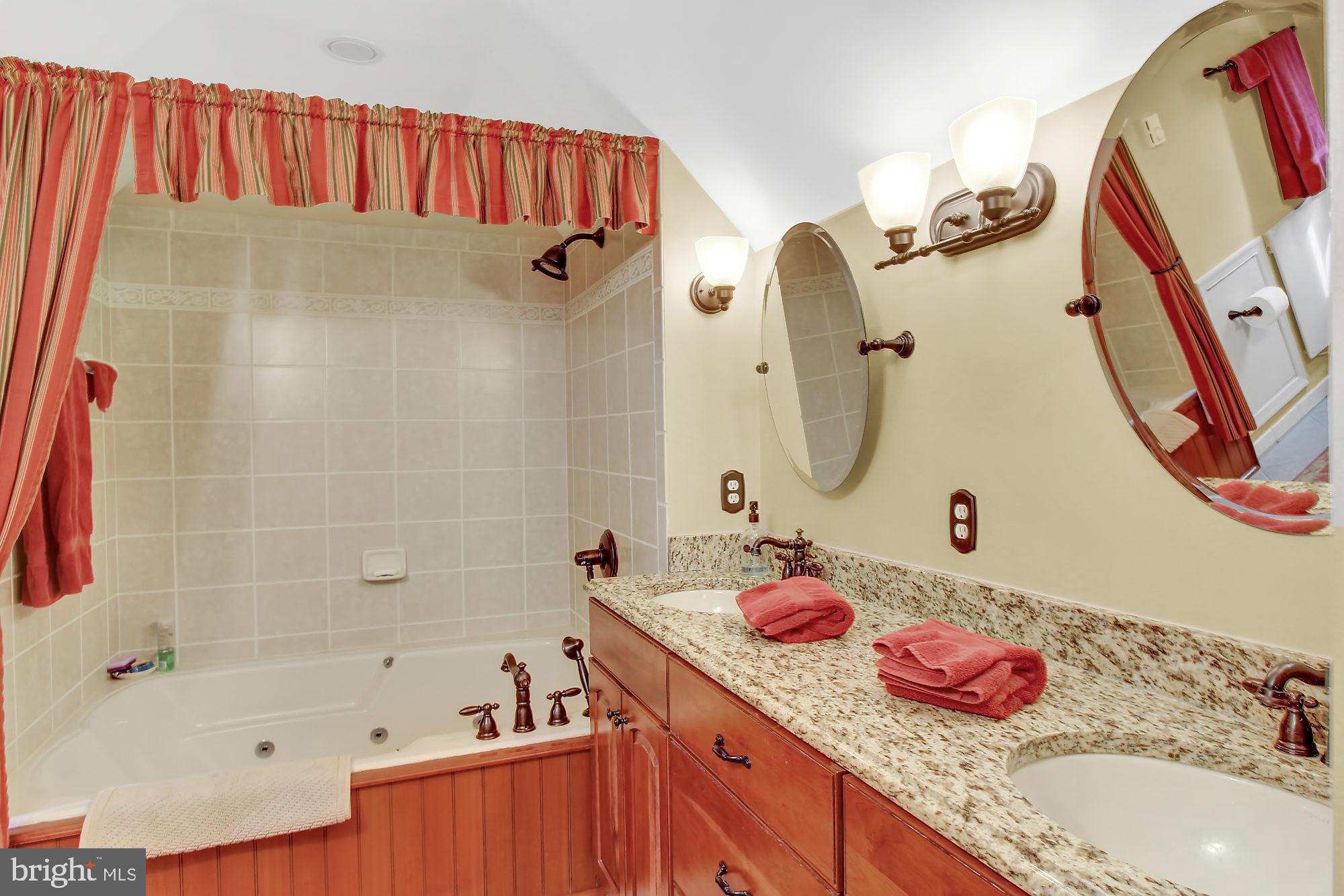 403 Marlow Road Baltimore, MD 21218 - Photo 23 of 36 Master bath