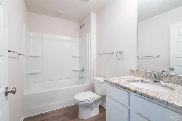 $2,200 | 4119 Whitetail Lane, Pensacola, FL 32526