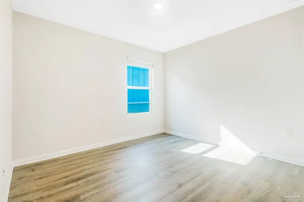 $2,200 | 4119 Whitetail Lane, Pensacola, FL 32526