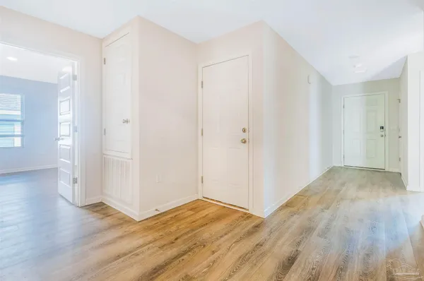 $2,200 | 4119 Whitetail Lane, Pensacola, FL 32526