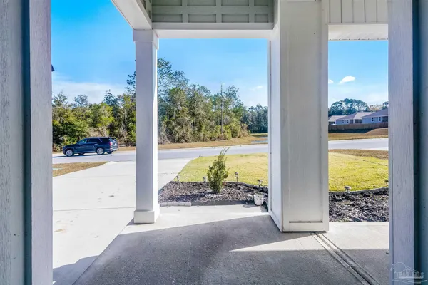 $2,200 | 4119 Whitetail Lane, Pensacola, FL 32526