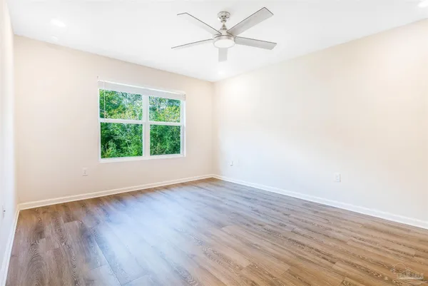 $2,200 | 4119 Whitetail Lane, Pensacola, FL 32526