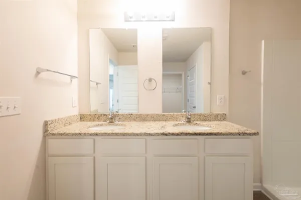 $2,200 | 4119 Whitetail Lane, Pensacola, FL 32526