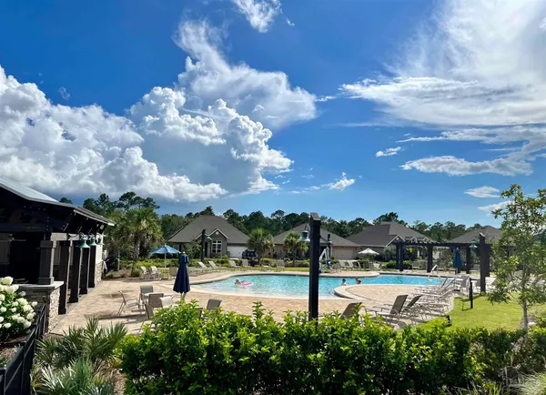 $2,200 | 4119 Whitetail Lane, Pensacola, FL 32526