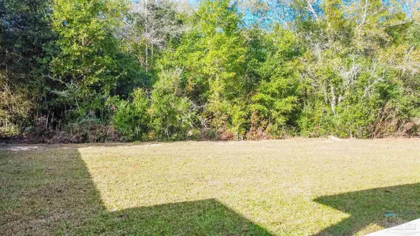 $2,200 | 4119 Whitetail Lane, Pensacola, FL 32526