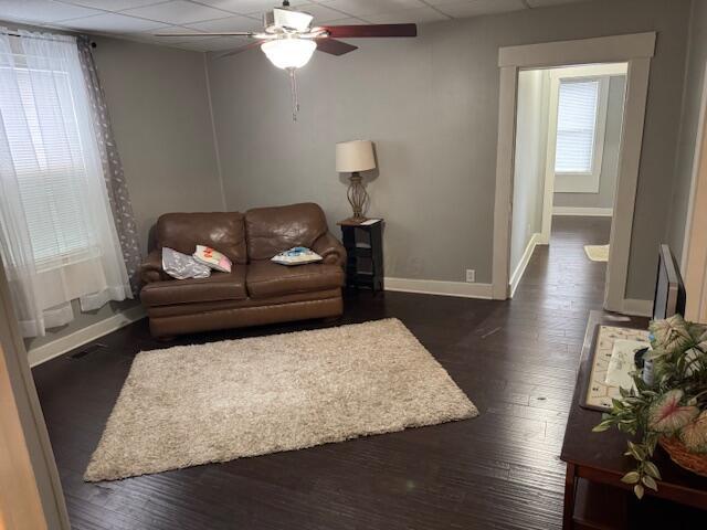 300 Riverside Street Chillicothe, OH 45601 - Photo 16 of 18 Living 2
