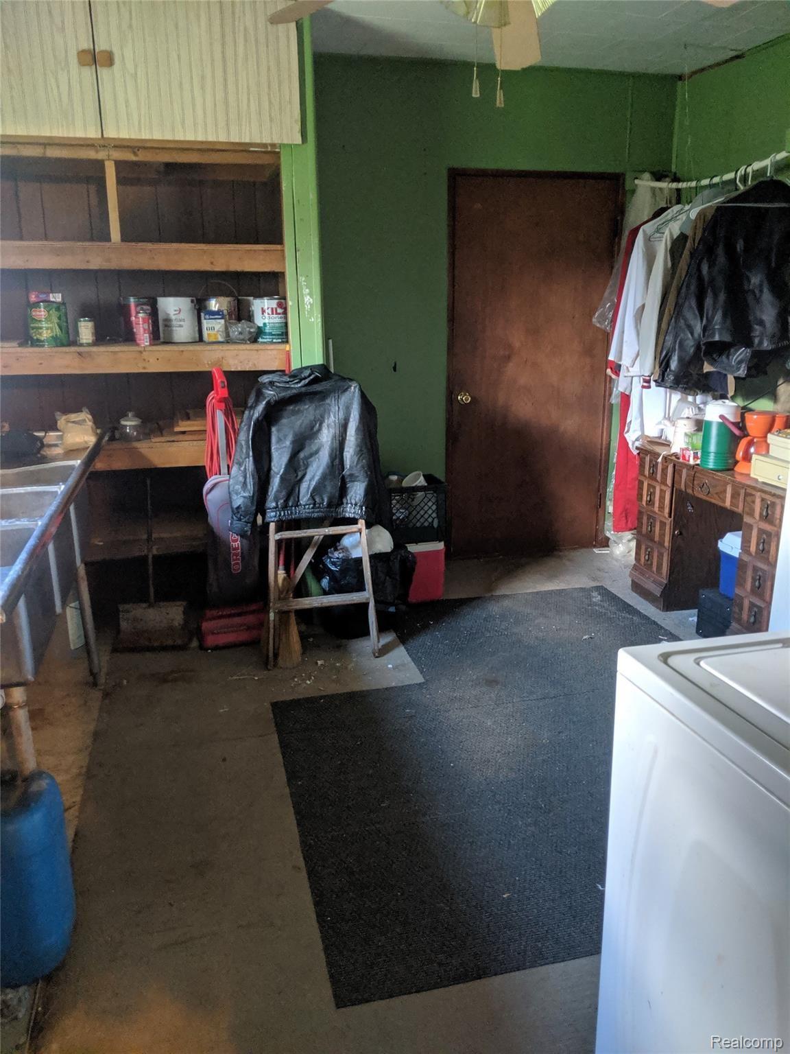13348 Speaker Road Yale, MI 48097 - Photo 6 of 20 IMG_20190510_174002.jpg