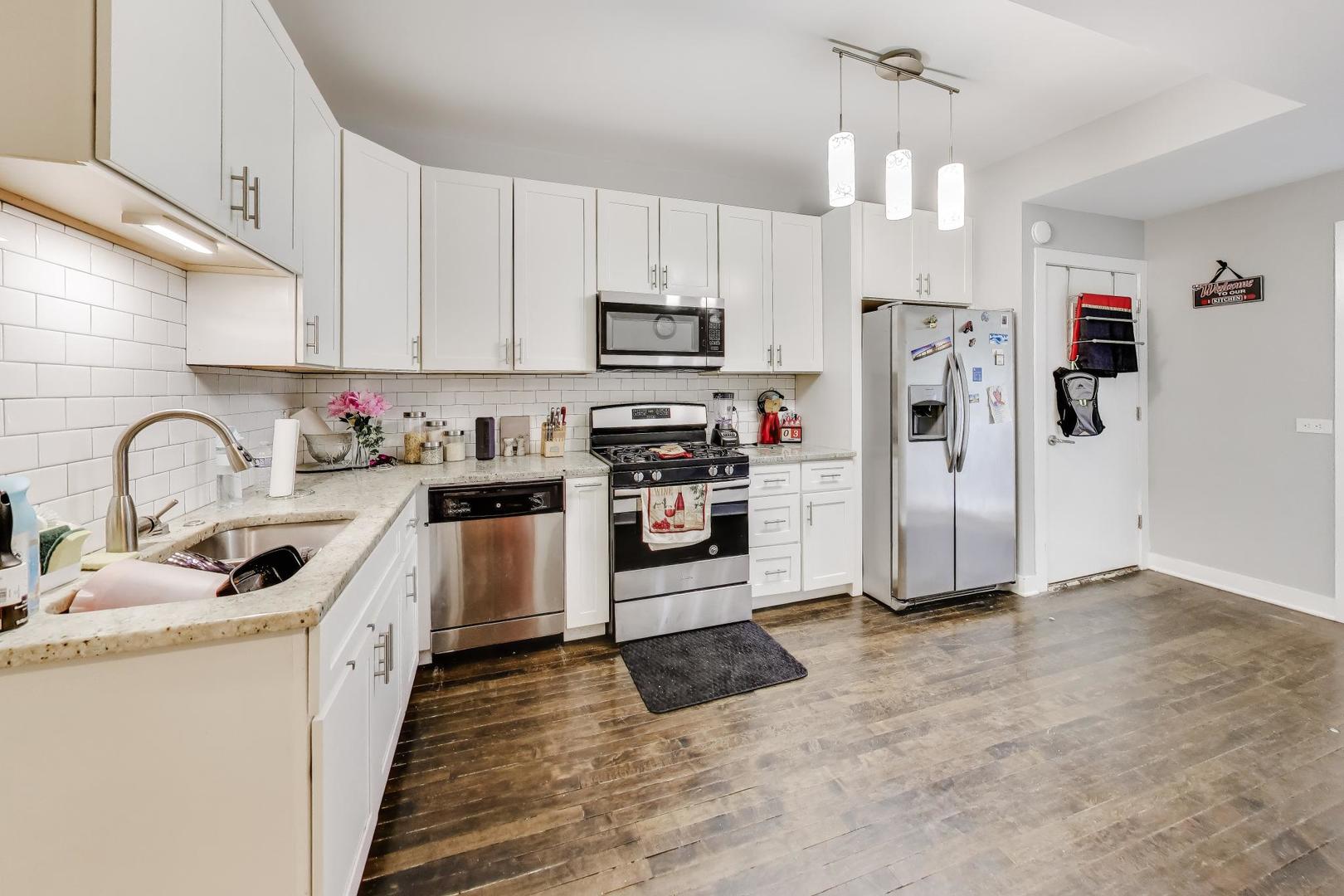 1431 North Springfield Avenue Chicago, IL 60651 - Photo 8 of 17
