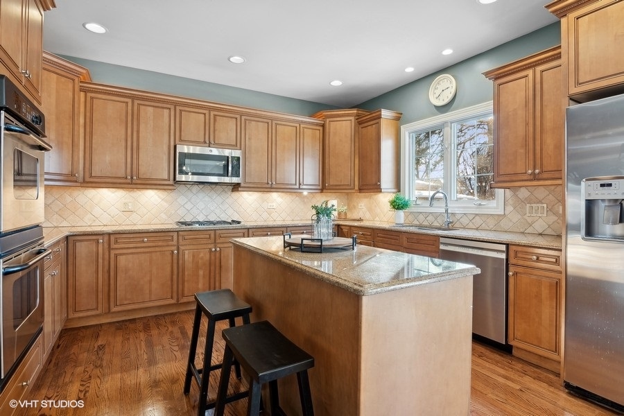 816 Spring Road Elmhurst, IL 60126 - Photo 17 of 53