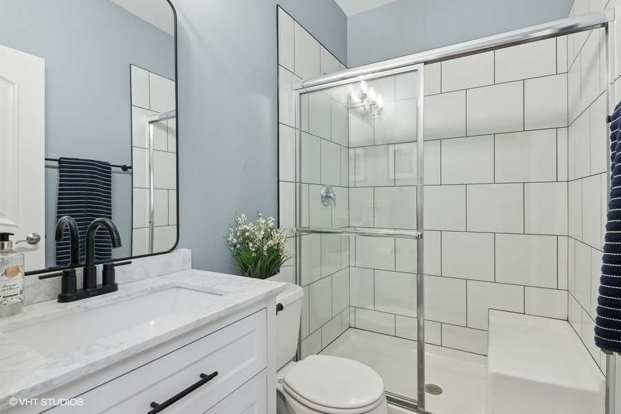 816 Spring Road Elmhurst, IL 60126 - Photo 9 of 53