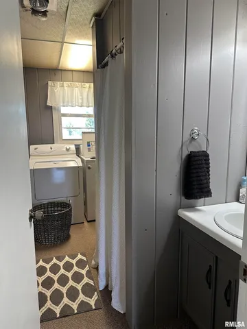 $249,900 | 1630 North 1813th Lane, Paloma, IL 62359